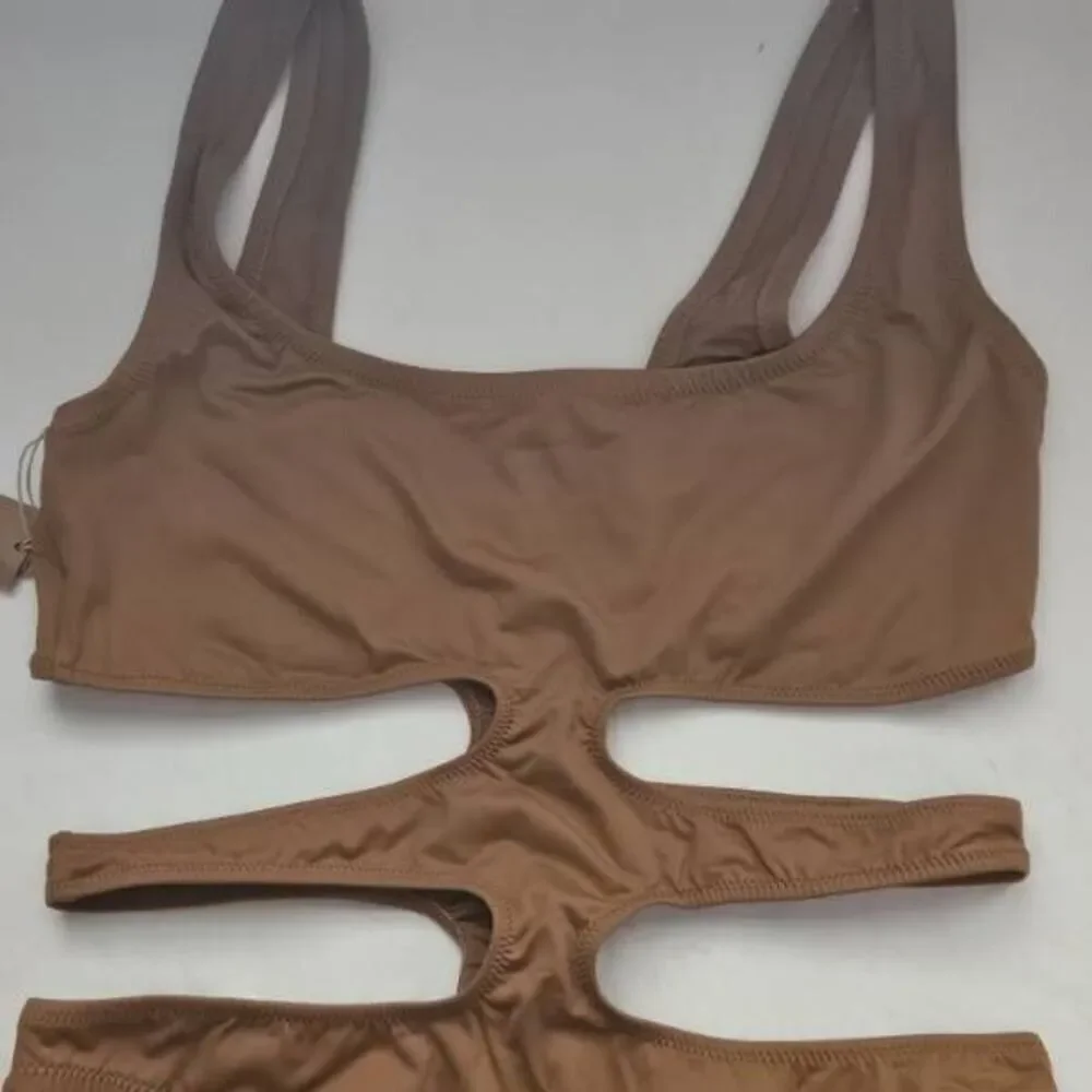 SKIMS MONOKINI SWIMSUIT  NWT‎